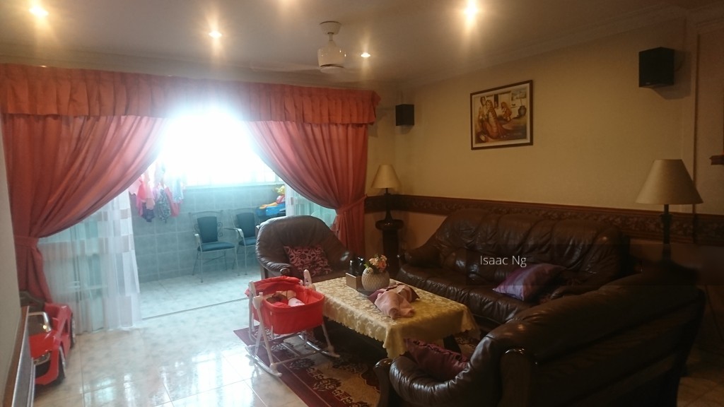 Blk 712 Hougang Avenue 2 (Hougang), HDB Executive #144117152